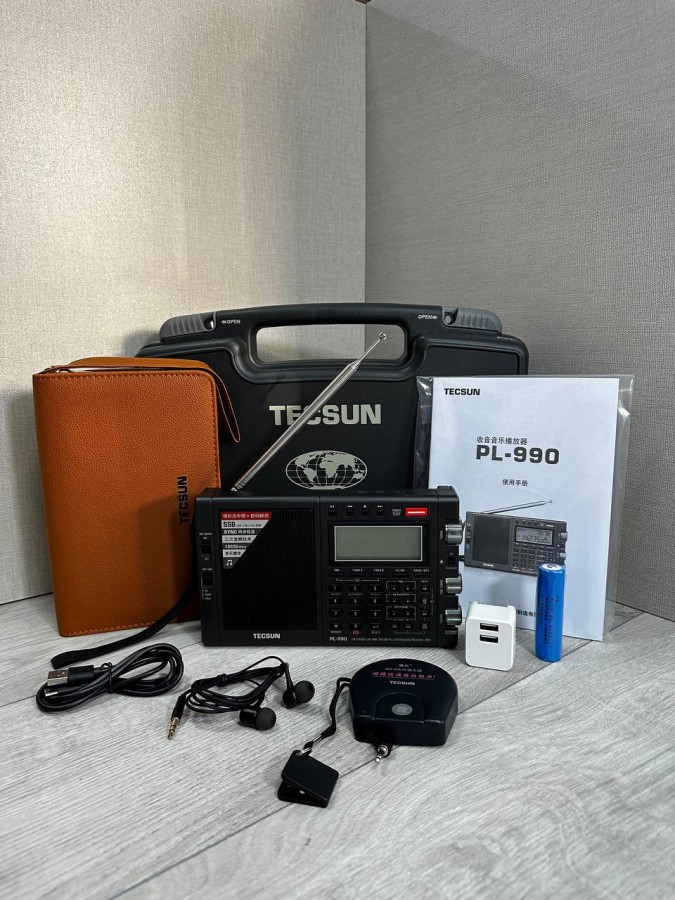 Всеволновый профессиональный радиоприемник Tecsun PL-990